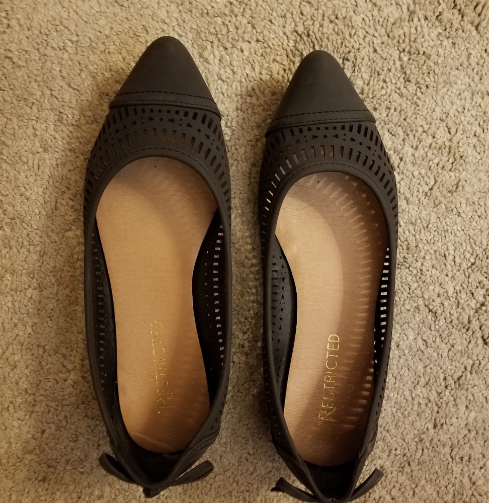 Gray Flats